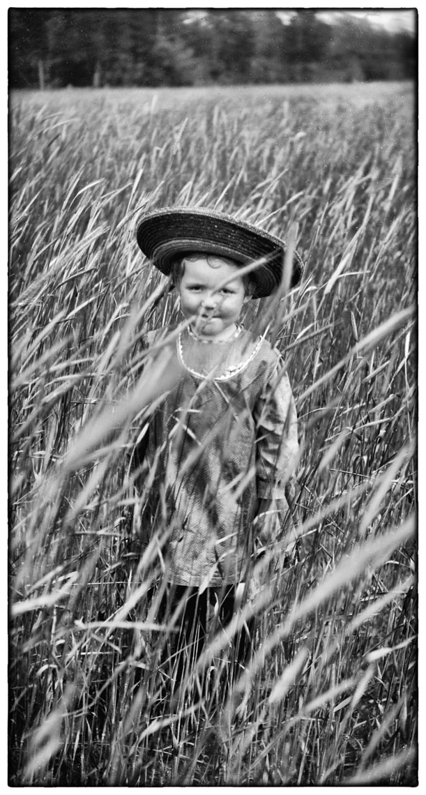 Little farm girl/Wadena/MN/lifestyle photo