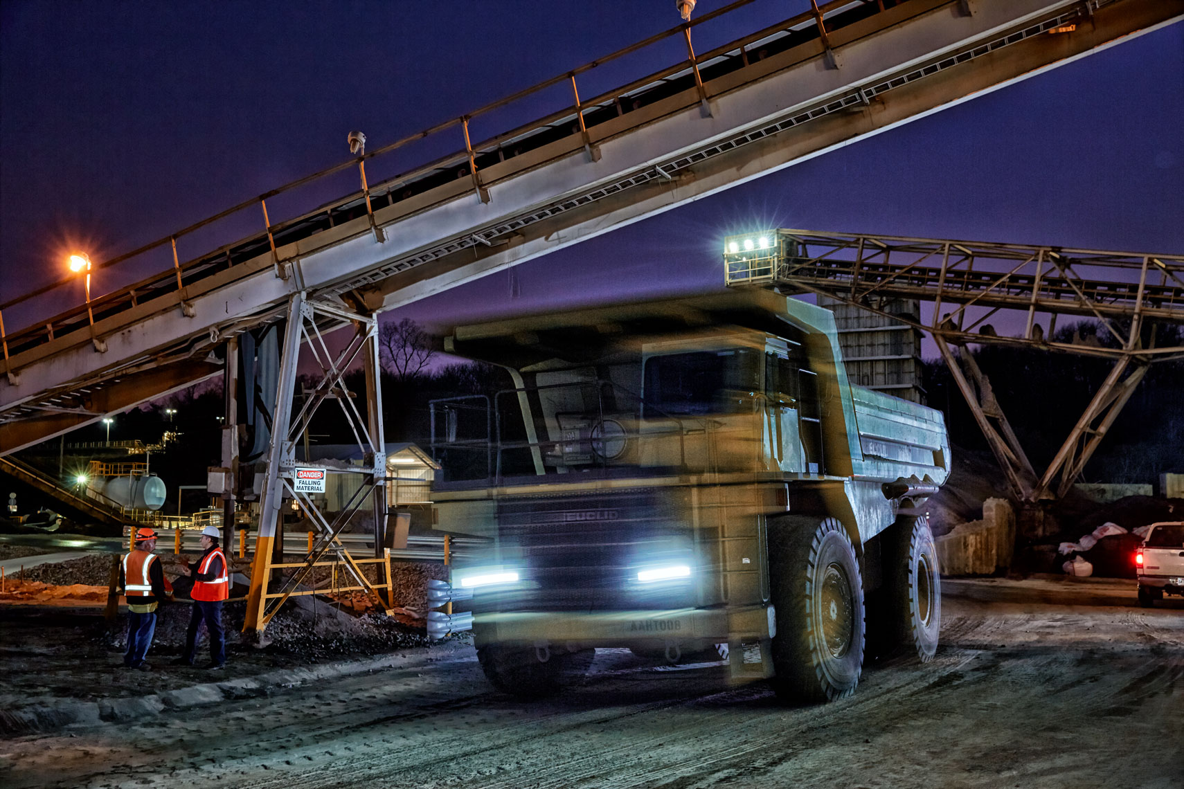 3M Quarry/ truck hauling/conveyors/Night scene/workers talking/Industrial photography/InsideOut Studios