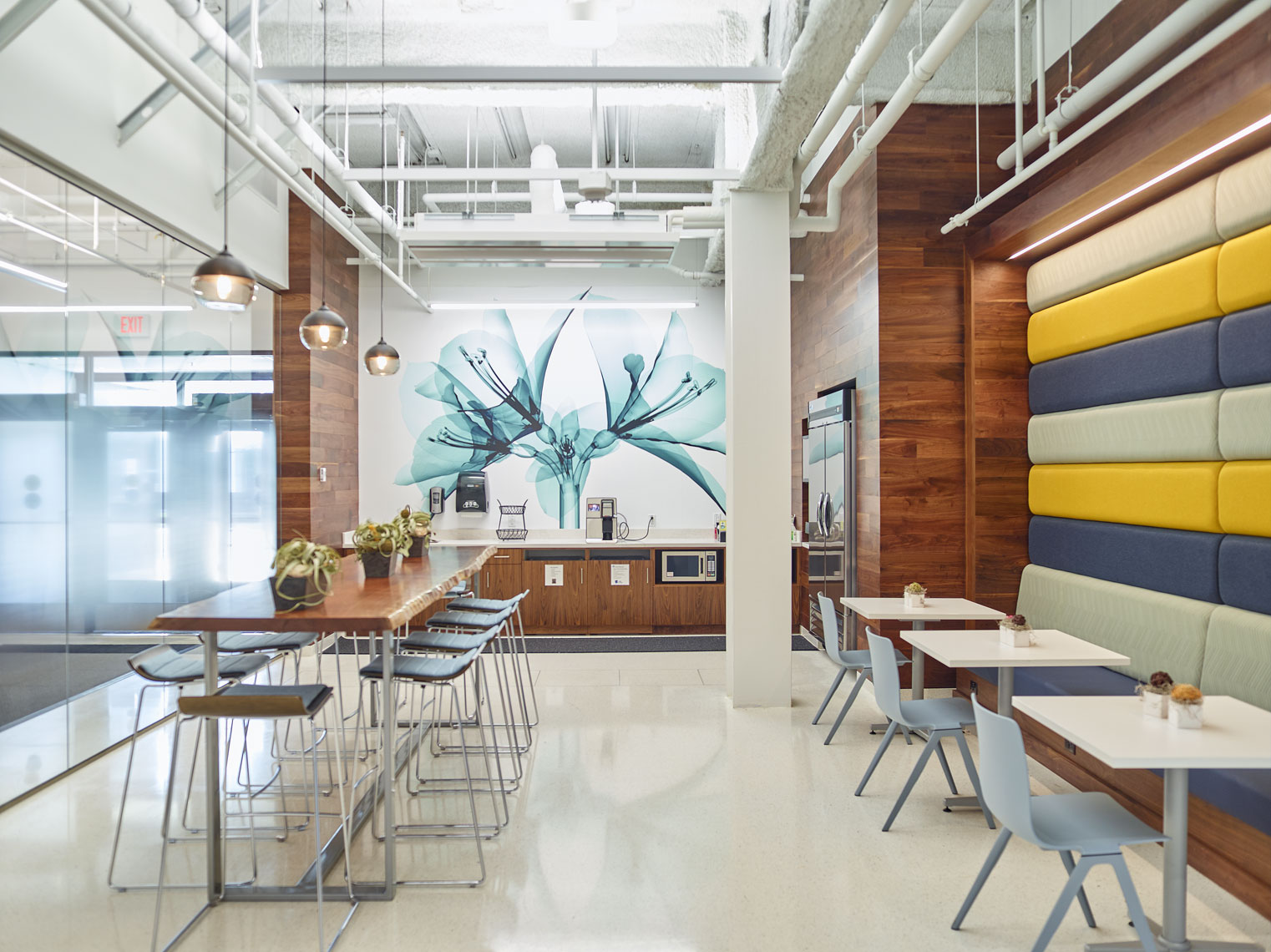 3M/office kitchen/architectural photograph