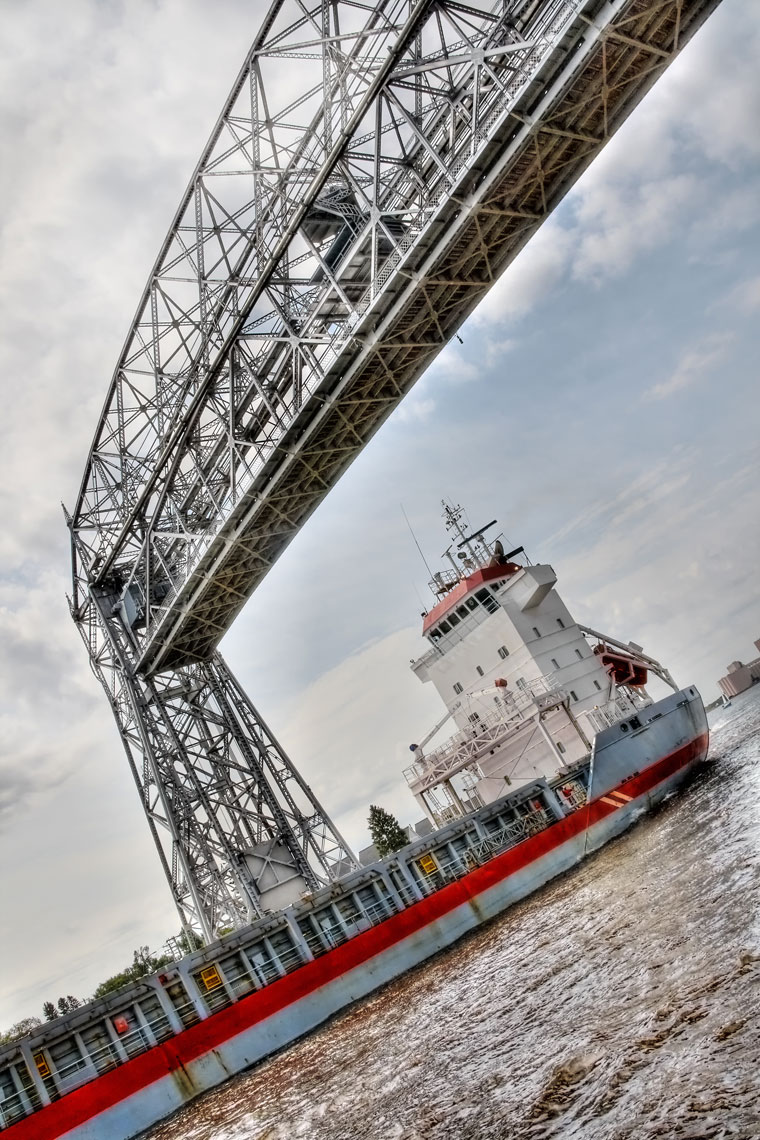Lift Bridge/Duluth MN//locaton photography