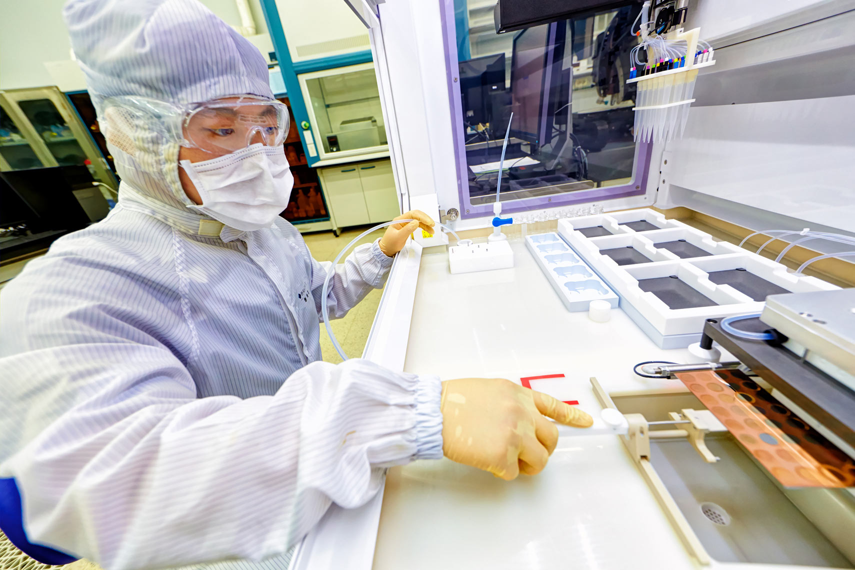 ATMI/Korea/Lab/lab tech/testing/medical photography