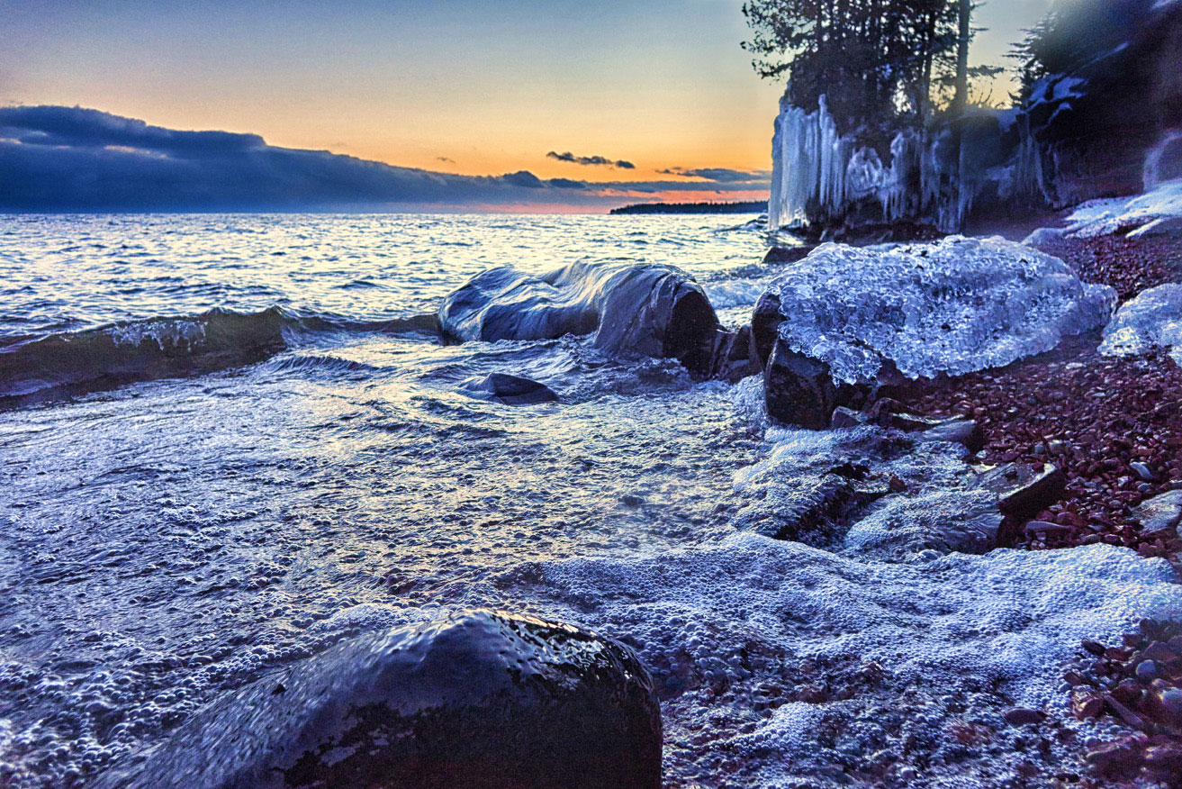 Lake Superior/winter/ice/shoreline/great lakes/landscape photos