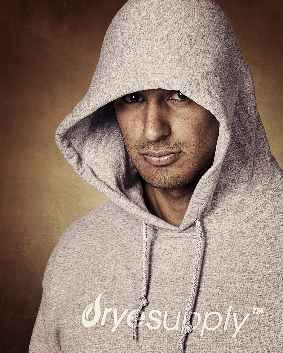 DryeSupply/Hoodie/male/brown canvas/lifestyle photography