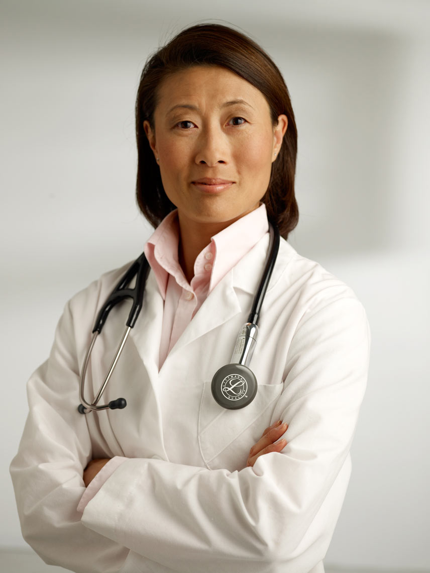 Asian female doctor/lab coat/medical portrait