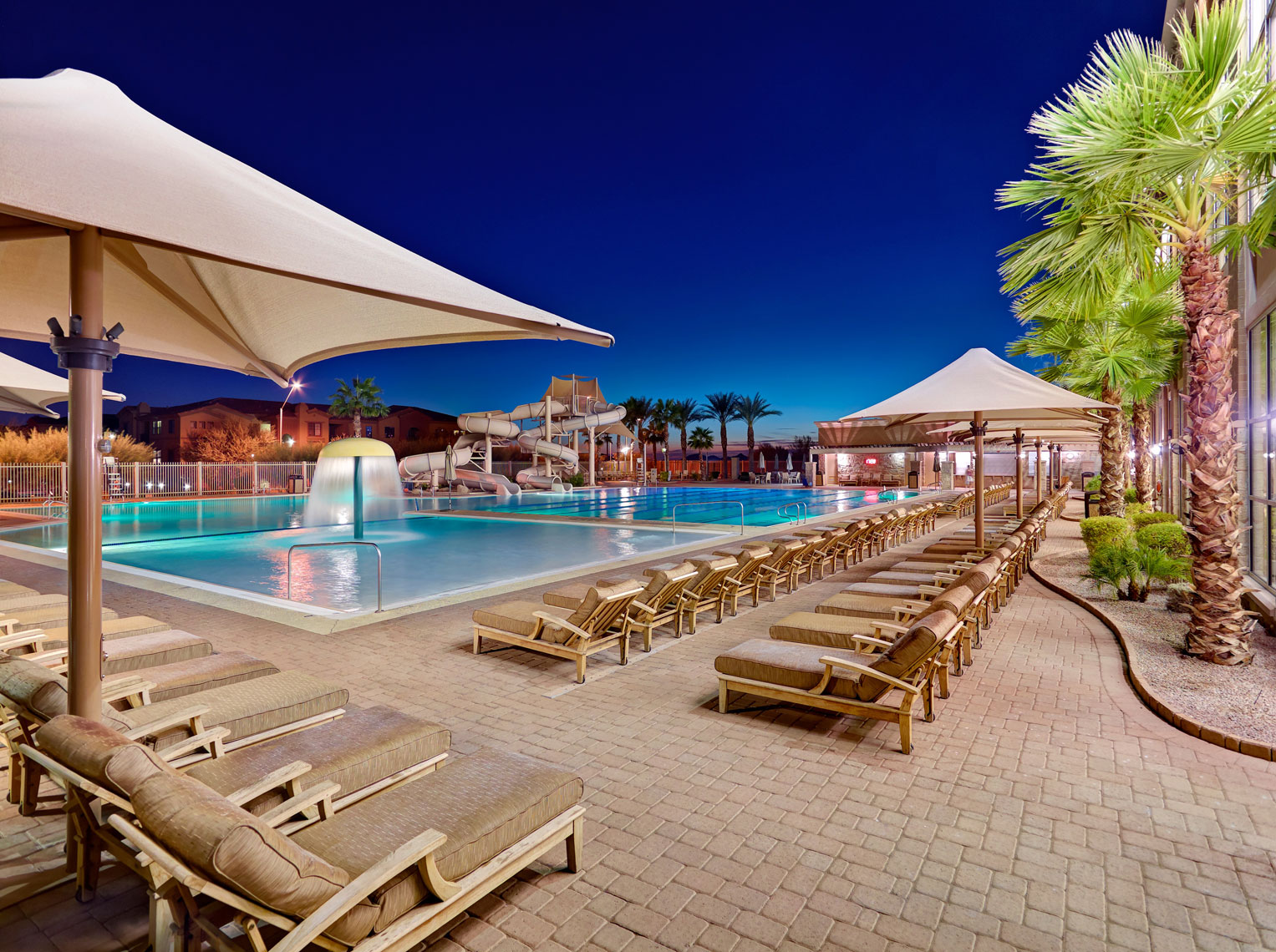 Life Time Fitness/pool and patio/architectural photo