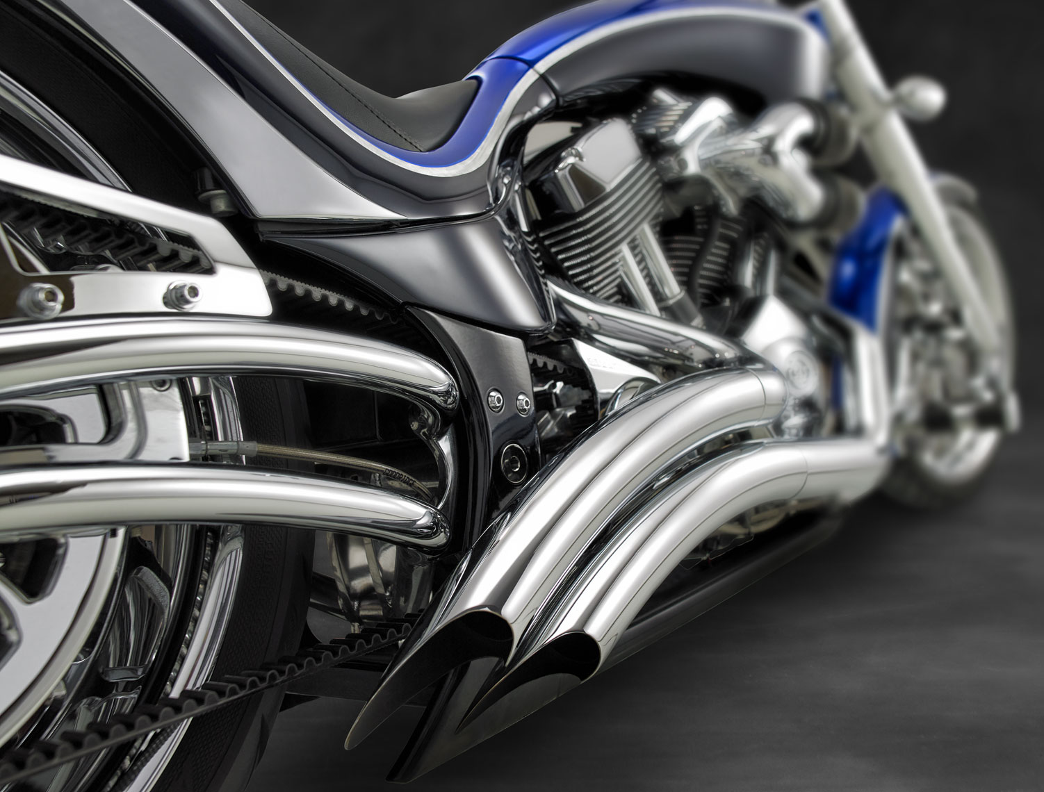 Chopper/back/chrome/cycle photography