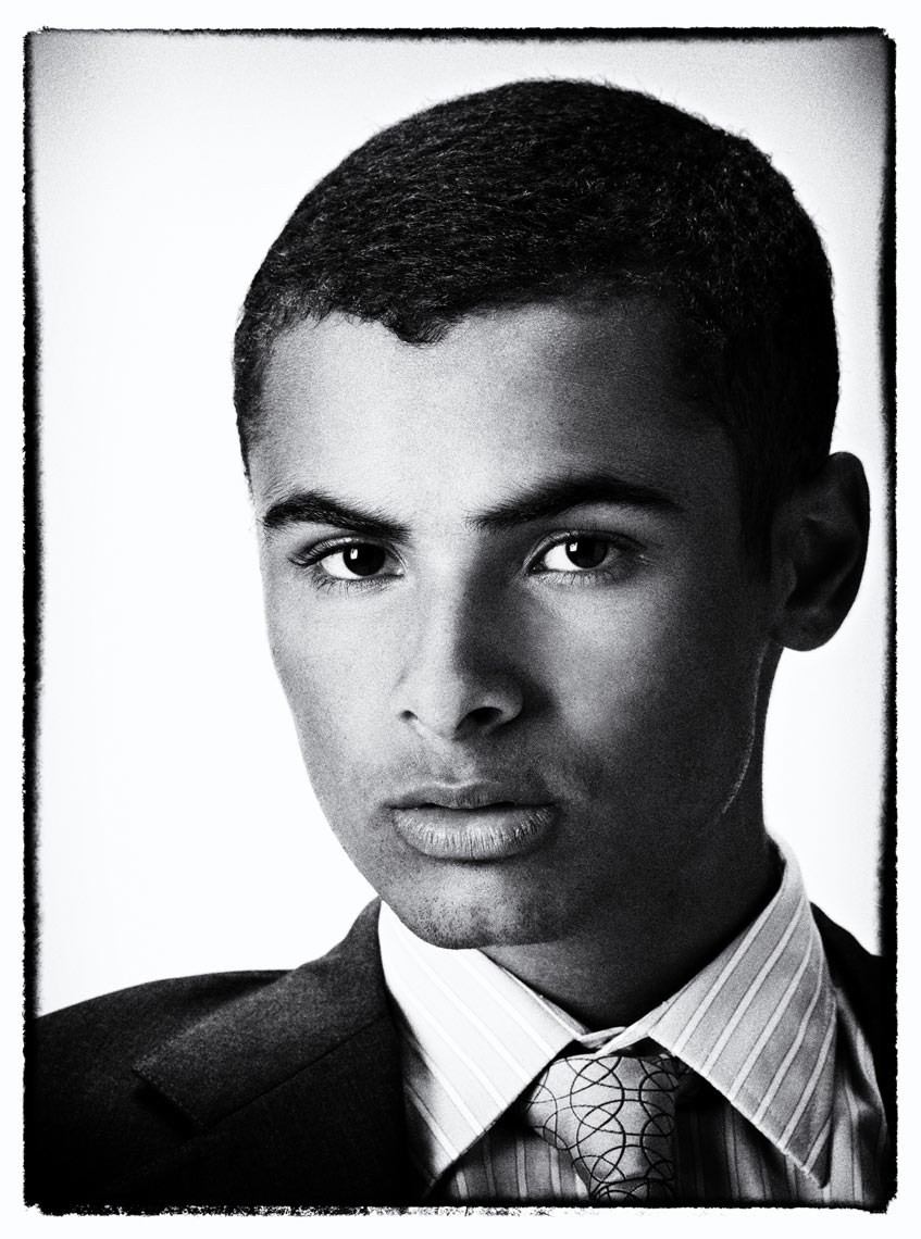 MOA/model/male/b&w/lifestyle photo