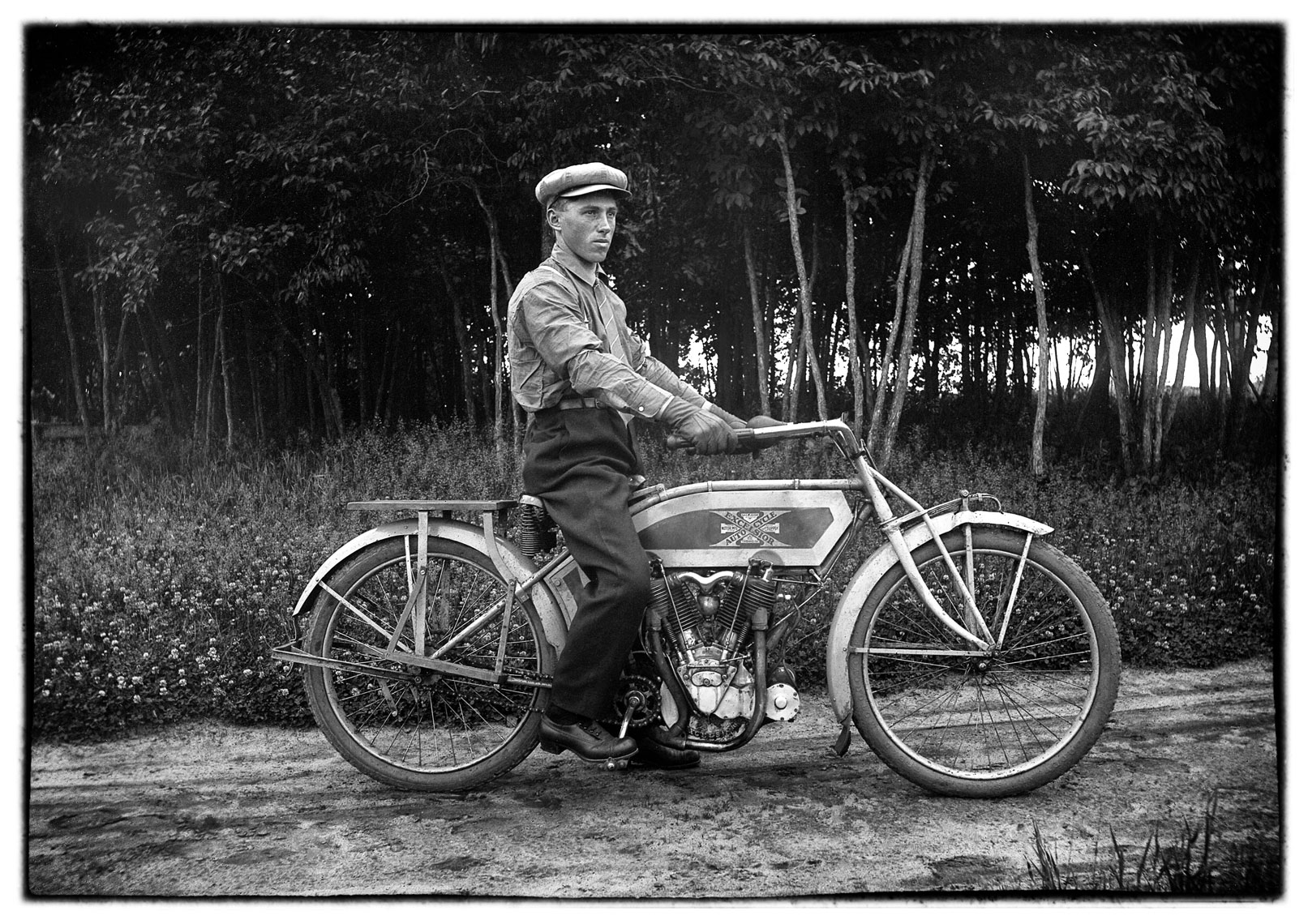 Excelsior motorcycle/Wadena/MN/lifestyle photo